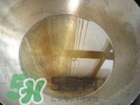 做藕丸子要放多少鹽？一斤藕做藕圓子放多少鹽合適？