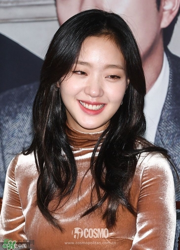 金高銀妝容怎么化？金高銀仿妝