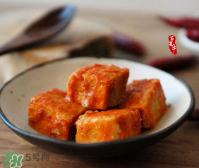 霉豆腐長(zhǎng)紅霉還能吃嗎？霉豆腐為什么會(huì)長(zhǎng)紅霉？