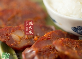 吃臘腸可以喝酒嗎?吃臘腸喝酒對身體有害嗎? 吃臘腸可以喝酒嗎?吃臘腸喝酒對身體有害嗎?