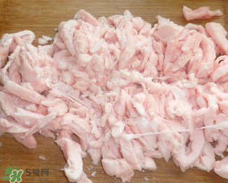 熬豬油用什么肉？熬豬油用板油還是肥肉？