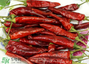 干辣椒發(fā)霉了還能吃嗎？干辣椒發(fā)霉了怎么辦？