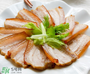 腌肉怎么做好吃？腌肉炒什么菜好吃？