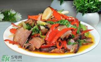 臘肉蒸還是煮？臘肉蒸好還是煮好？