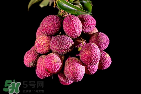 荔枝里面有蟲(chóng)子怎么辦?荔枝里面有蟲(chóng)子還能吃嗎 荔枝里面有蟲(chóng)子怎么辦?荔枝里面有蟲(chóng)子還能吃嗎