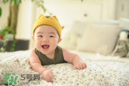 嬰兒屁股有硬塊怎么辦?硬塊是什么東西 嬰兒屁股有硬塊怎么辦?硬塊是什么東西