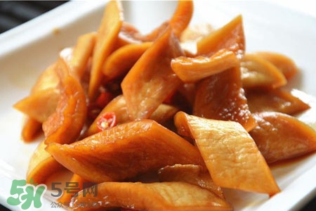 腌蘿卜變黃了正常嗎？腌蘿卜變黃了還能吃嗎？