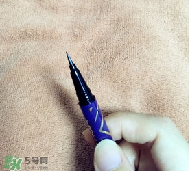 液體眉筆是什么？液體眉筆和眉筆哪個好用？