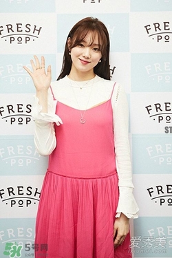 李圣經(jīng)的衣服什么牌子？李圣經(jīng)衣服同款