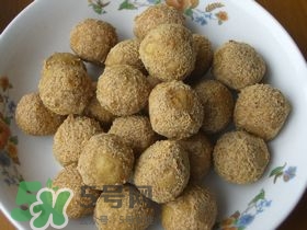 豆腐丸子散了怎么辦？豆腐丸子怎么做不散？