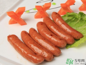 香腸過期了還能吃嗎？香腸過期一個月能吃嗎？