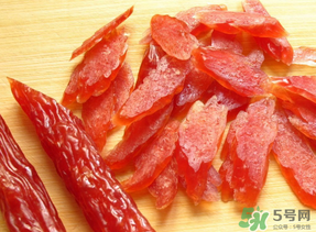 香腸過期了還能吃嗎？香腸過期一個月能吃嗎？