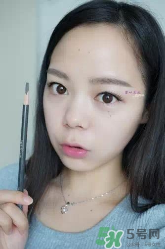 2017年流行什么眉型？2017年最流行眉毛介紹