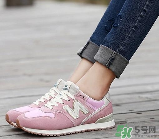 2017年春夏流行什么鞋子？2017年春夏流行鞋子搭配