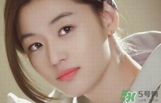 2017年眉毛流行什么顏色？2017年眉毛流行色推薦