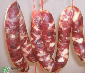 香腸什么時候扎孔？香腸扎孔技巧