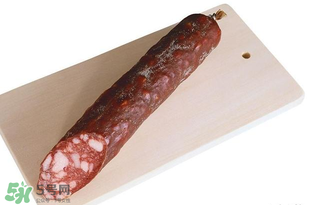 吃香腸會(huì)胖嗎？一根香腸的熱量