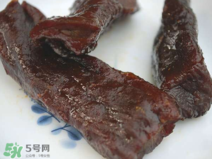 風干牛肉是生的嗎？風干牛肉是生的還是熟的？