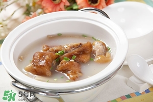 臘豬腳燉什么好吃？臘豬蹄燉什么好吃？