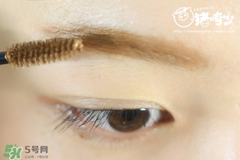 kiss me染眉膏怎么用？kiss me染眉膏使用方法