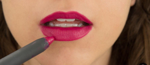 反咬唇妝怎么畫？反咬唇妝畫法圖解