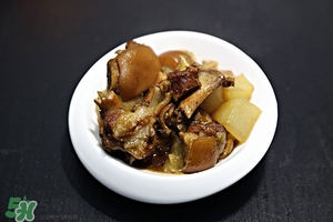 臘豬腳怎么腌制？臘豬腳腌制的方法