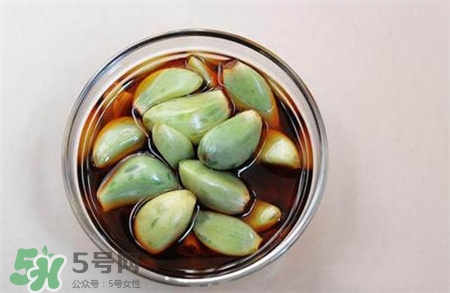 臘八蒜可以曬太陽嗎?臘八蒜要曬太陽嗎? 臘八蒜可以曬太陽嗎?臘八蒜要曬太陽嗎?