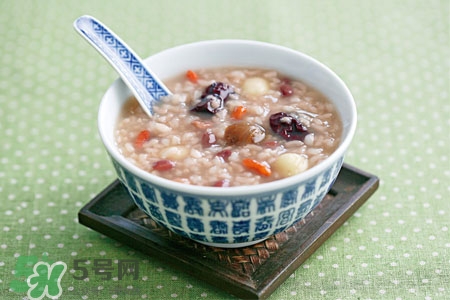 臘八飯熱量高嗎？吃臘八飯會(huì)發(fā)胖嗎？