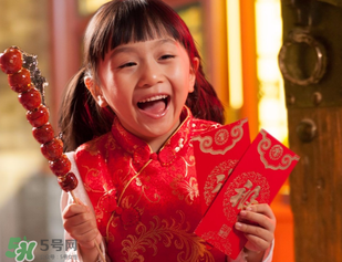 結(jié)婚第一年過(guò)年在哪過(guò)？結(jié)婚第一年在誰(shuí)家過(guò)年？