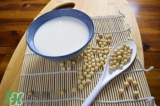 豆?jié){和牛奶哪個更有營養(yǎng)?豆?jié){和牛奶哪個好 豆?jié){和牛奶哪個更有營養(yǎng)?豆?jié){和牛奶哪個好