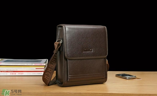 李溪芮包包什么牌子？李溪芮同款包包