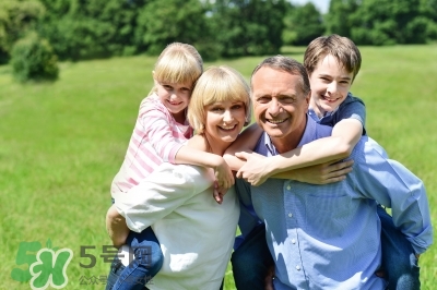 帶老人旅游注意事項(xiàng) 帶老人旅游要準(zhǔn)備什么 帶老人旅游注意事項(xiàng) 帶老人旅游要準(zhǔn)備什么