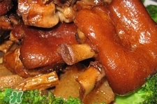 鹵豬蹄怎么做好吃？鹵豬蹄的制作方法