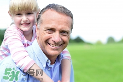帶老人旅游注意事項(xiàng) 帶老人旅游要準(zhǔn)備什么 帶老人旅游注意事項(xiàng) 帶老人旅游要準(zhǔn)備什么