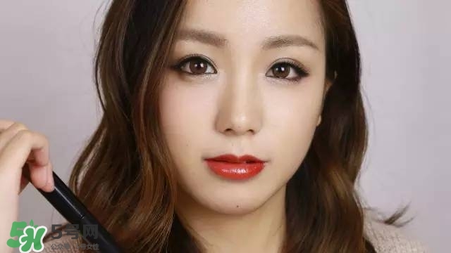 阿瑪尼小胖丁唇釉色號 阿瑪尼小胖丁試色 阿瑪尼小胖丁唇釉色號 阿瑪尼小胖丁試色