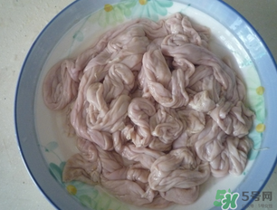 豬小腸可以做臘腸嗎？豬小腸可以做香腸嗎？