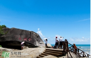 春節(jié)去三亞穿什么？過(guò)年春節(jié)去三亞穿什么衣服？