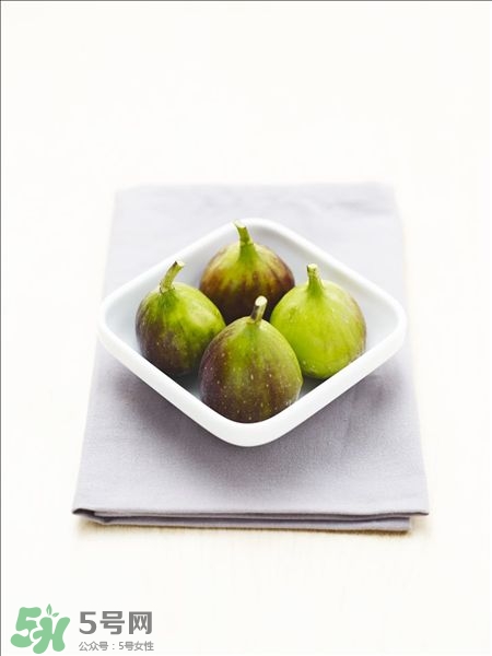 無花果干可以泡水喝嗎?無花果干泡水喝的功效 無花果干可以泡水喝嗎?無花果干泡水喝的功效