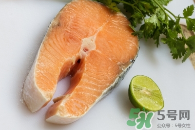 預防偏頭痛吃什么食物好 吃什么能預防偏頭痛 預防偏頭痛吃什么食物好 吃什么能預防偏頭痛