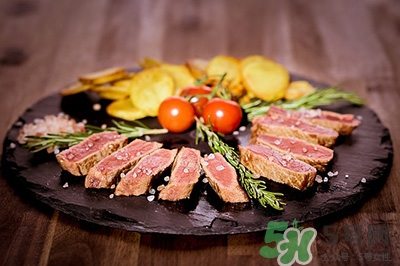 預防偏頭痛吃什么食物好 吃什么能預防偏頭痛 預防偏頭痛吃什么食物好 吃什么能預防偏頭痛