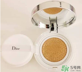 dior迪奧氣墊好用嗎？dior迪奧氣墊和蘭蔻氣墊哪個好用？