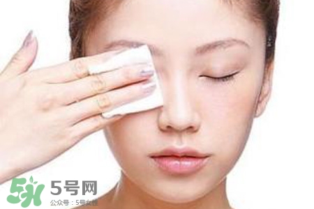 卸妝膏和卸妝油哪個(gè)好？卸妝膏和卸妝油的區(qū)別