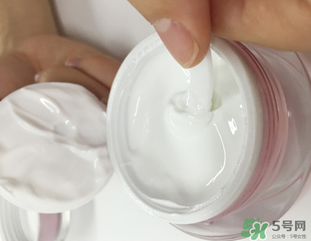 稚優(yōu)泉素顏霜怎么樣？稚優(yōu)泉素顏霜好用嗎？