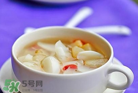 雪梨百合湯可以治流感嗎?雪梨百合湯能預(yù)防流感嗎? 雪梨百合湯可以治流感嗎?雪梨百合湯能預(yù)防流感嗎?