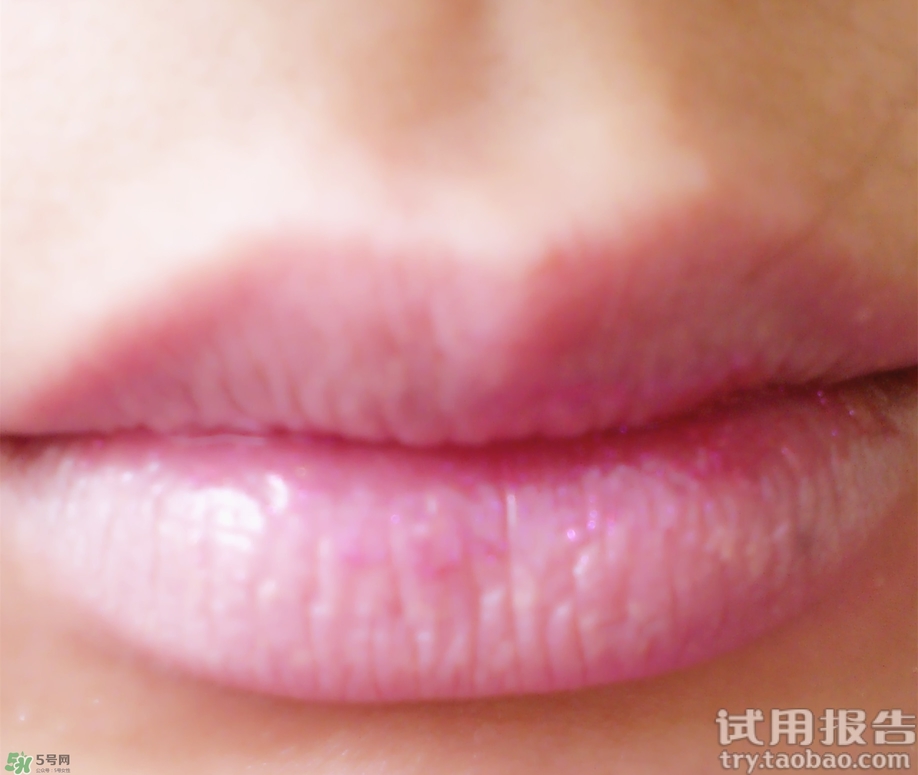 唇部遮瑕膏能吃嗎？唇部遮瑕膏吃了有毒嗎？