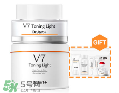 用素顏霜之前要用什么？素顏霜前還有涂抹什么