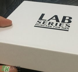 收斂水是爽膚水嗎？收斂水和爽膚水的區(qū)別？