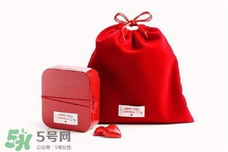 2017阿瑪尼情人節(jié)限定巧克力多少錢?17年Armani Dolci情人節(jié)巧克力 2017阿瑪尼情人節(jié)限定巧克力多少錢?17年Armani Dolci情人節(jié)巧克力