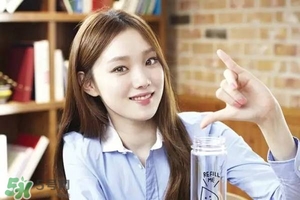 蜜褐色頭發(fā)圖片_蜜褐色適合什么膚色 蜜褐色頭發(fā)圖片_蜜褐色適合什么膚色