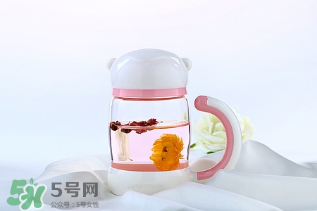 喝涼茶有什么好處?涼茶的功效與作用 喝涼茶有什么好處?涼茶的功效與作用